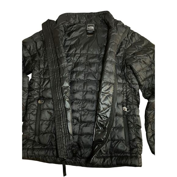 Light Boy's Jacket by North Face for Children - Preowned - Picture 3 of 4